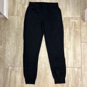 women’s adidas sweatpants M